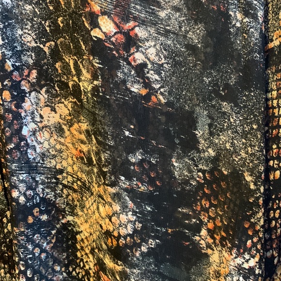 DEX Blouses - Picture 8 of 11